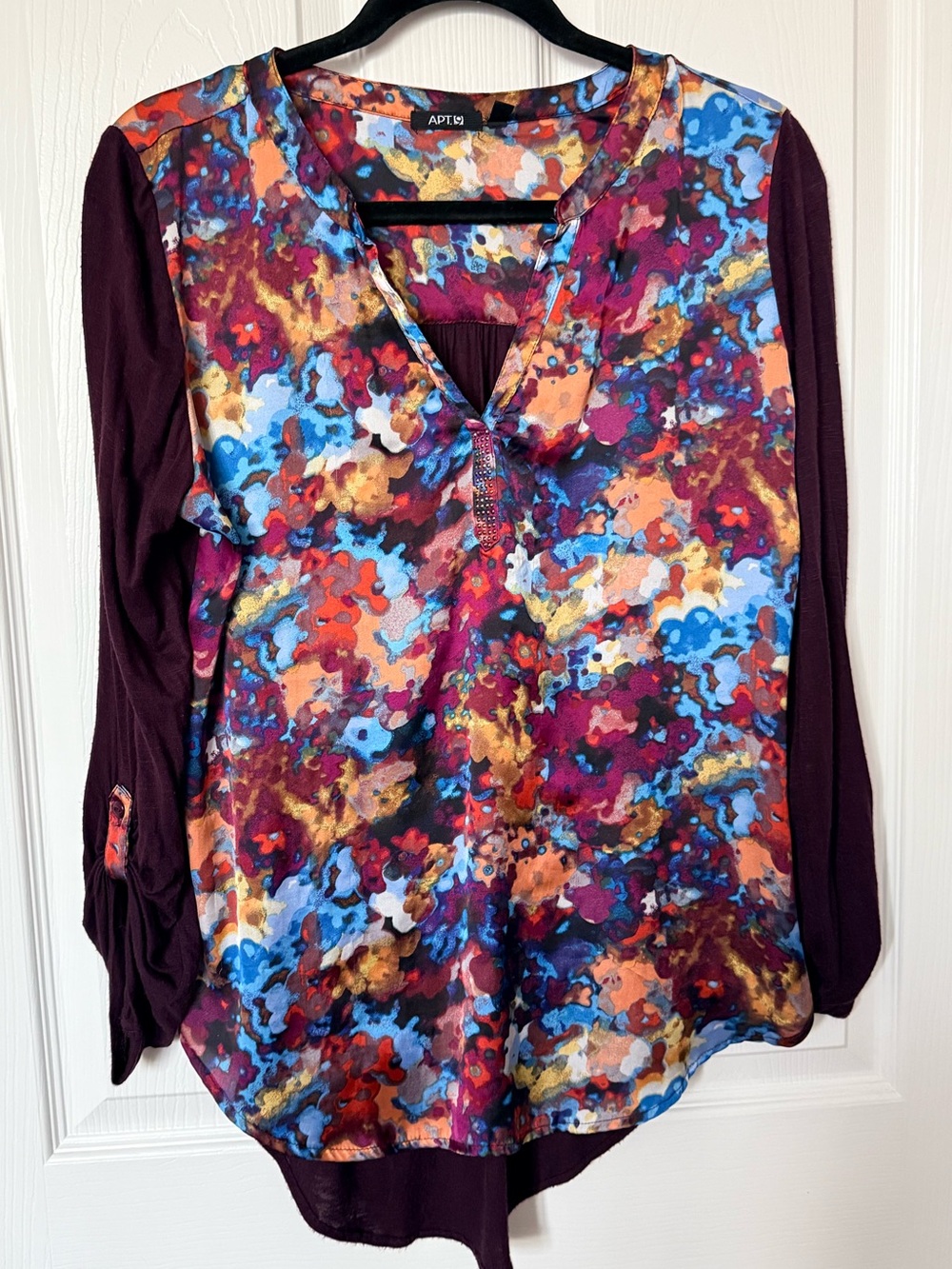 Apt. 9 Multicolor Abstract Print Blouse with Burgundy Sleeves
